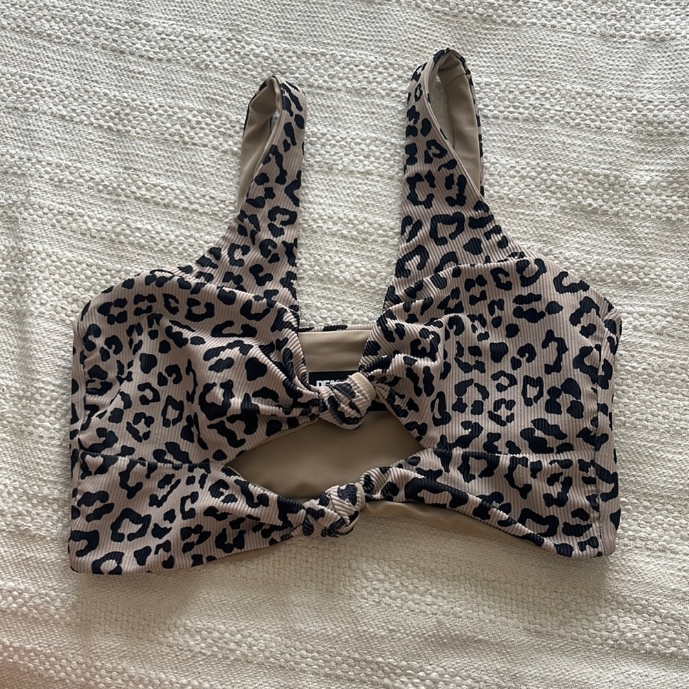 Beach Riot Leopard Print Crop Top